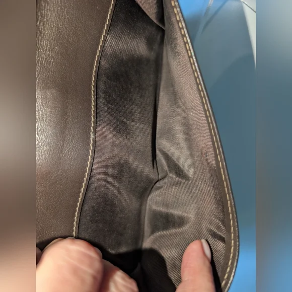 Gucci GG Vintage Brown Monogram Long Wallet with Gold Heart Snap - Picture 11 of 12